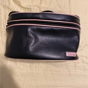 Cosmetic case